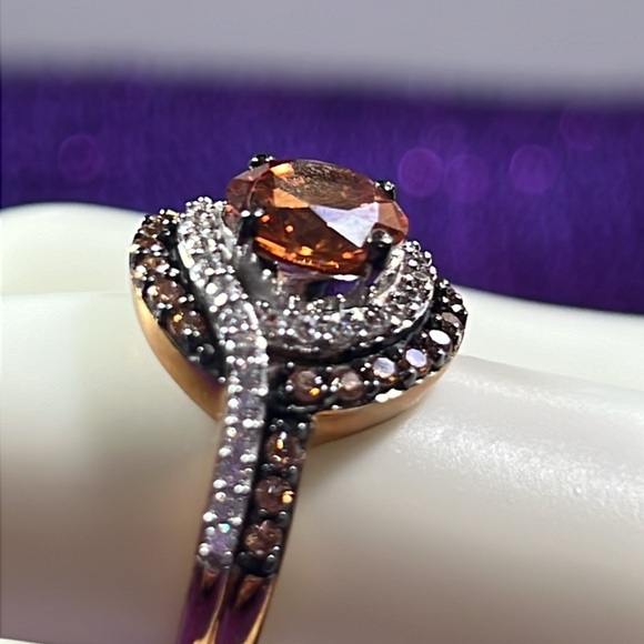 Bella Luce Champagne & White Diamond Simulants Ring - Picture 4 of 8